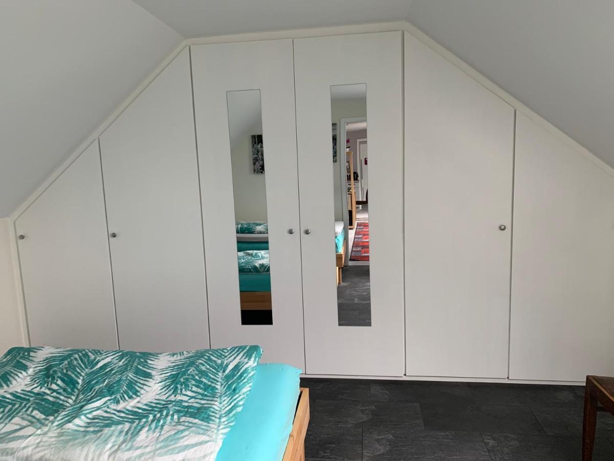Ferienwohnung Sunny - Moderne Ferienwohnung Im Gruenen In Saarbruecken-West 外观 照片